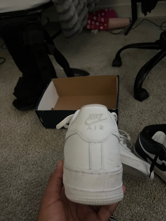 Nike Kids White Low-Top Sneakers - Picture 5 of 6